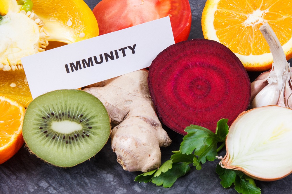 Inscription immunity with fruits and vegetables. Source vitamins, minerals and dietary fiber